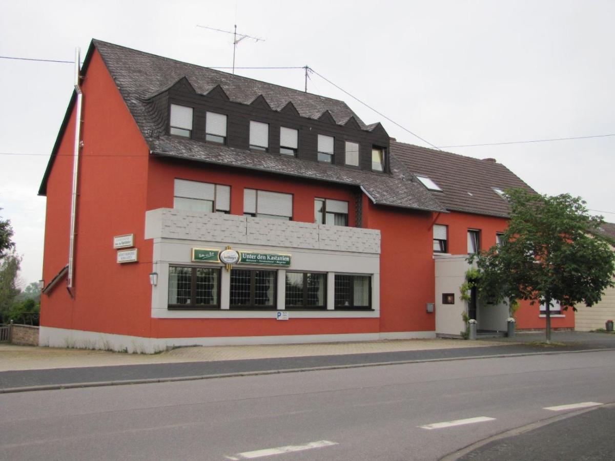 Hotel "Unter Den Kastanien" Speicher Exterior foto